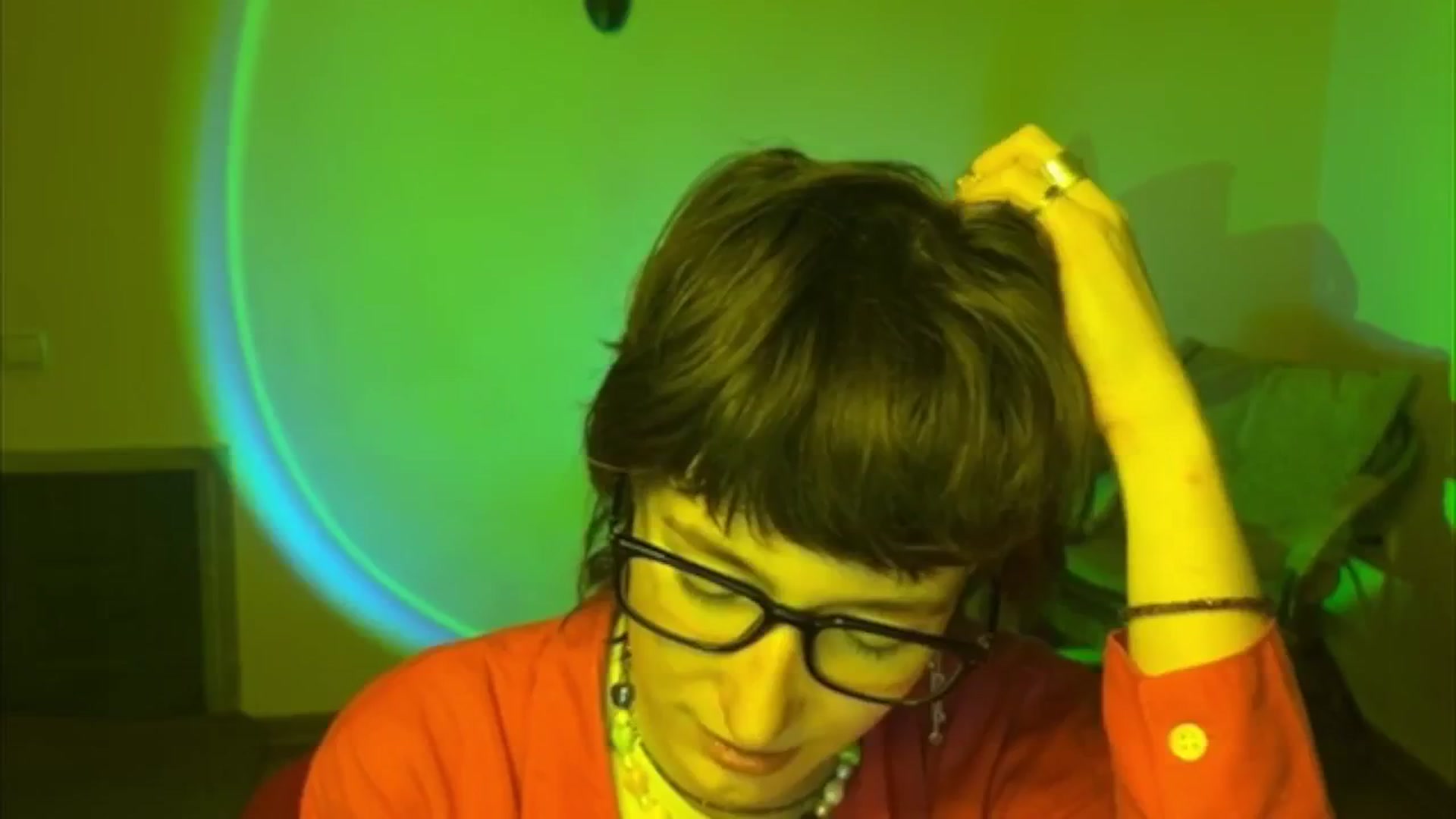 Gallery image thumbnail from LoooneyTunes's myfreecams stream on, 06/25/2025, 21:00 image 6 of 20