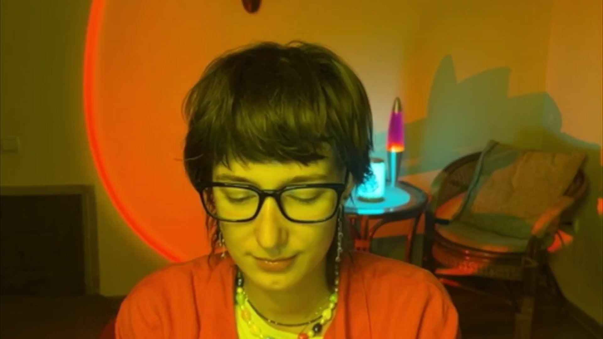 Gallery image thumbnail from LoooneyTunes's myfreecams stream on, 06/25/2025, 21:00 image 4 of 20