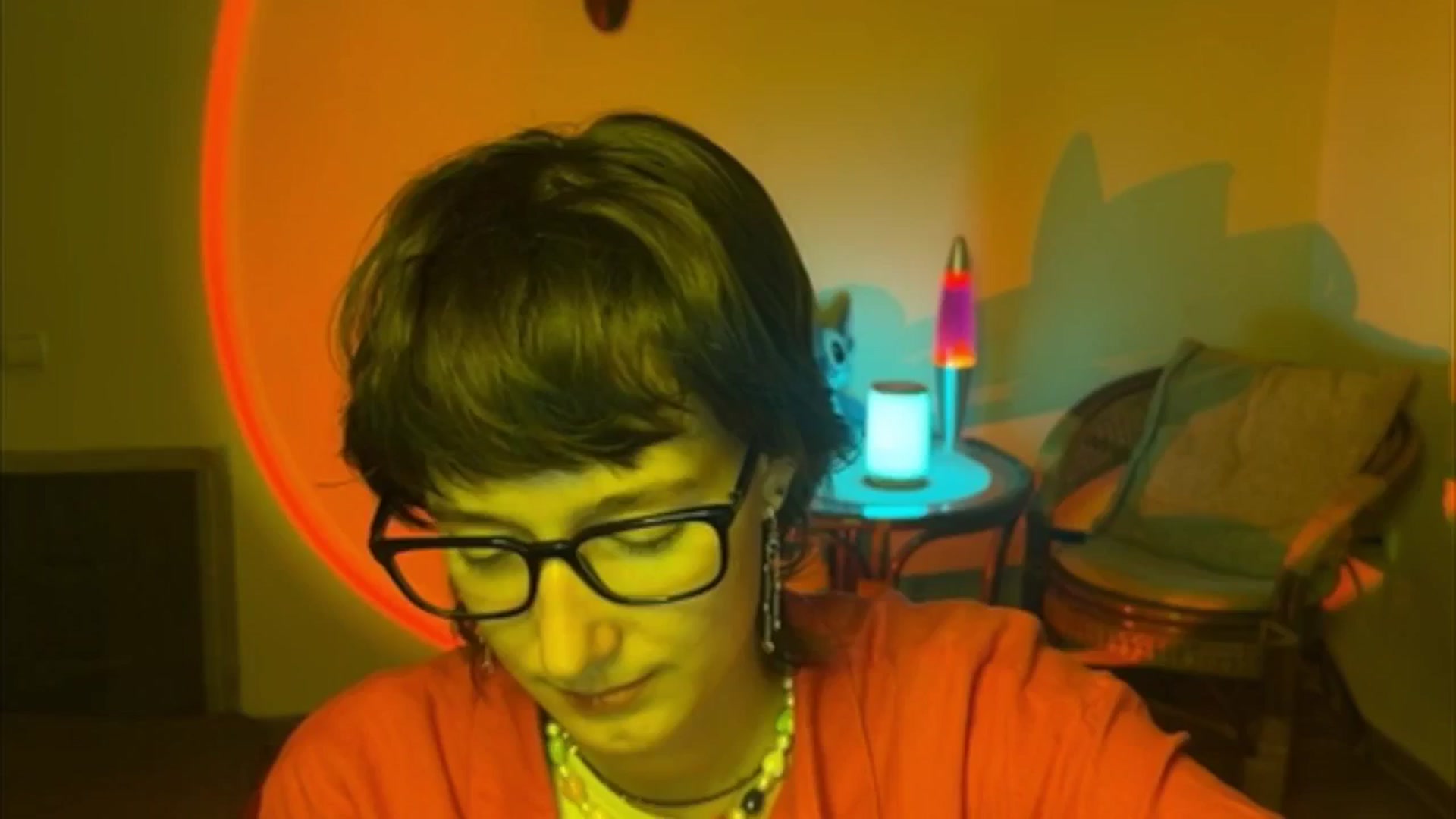 Gallery image thumbnail from LoooneyTunes's myfreecams stream on, 06/25/2025, 21:00 image 10 of 20