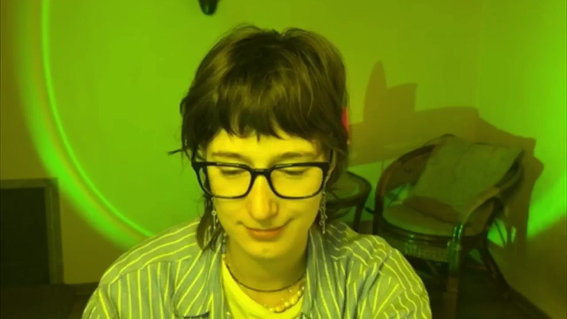 Gallery image thumbnail from LoooneyTunes's myfreecams stream on, 06/26/2025, 15:41 image 19 of 20