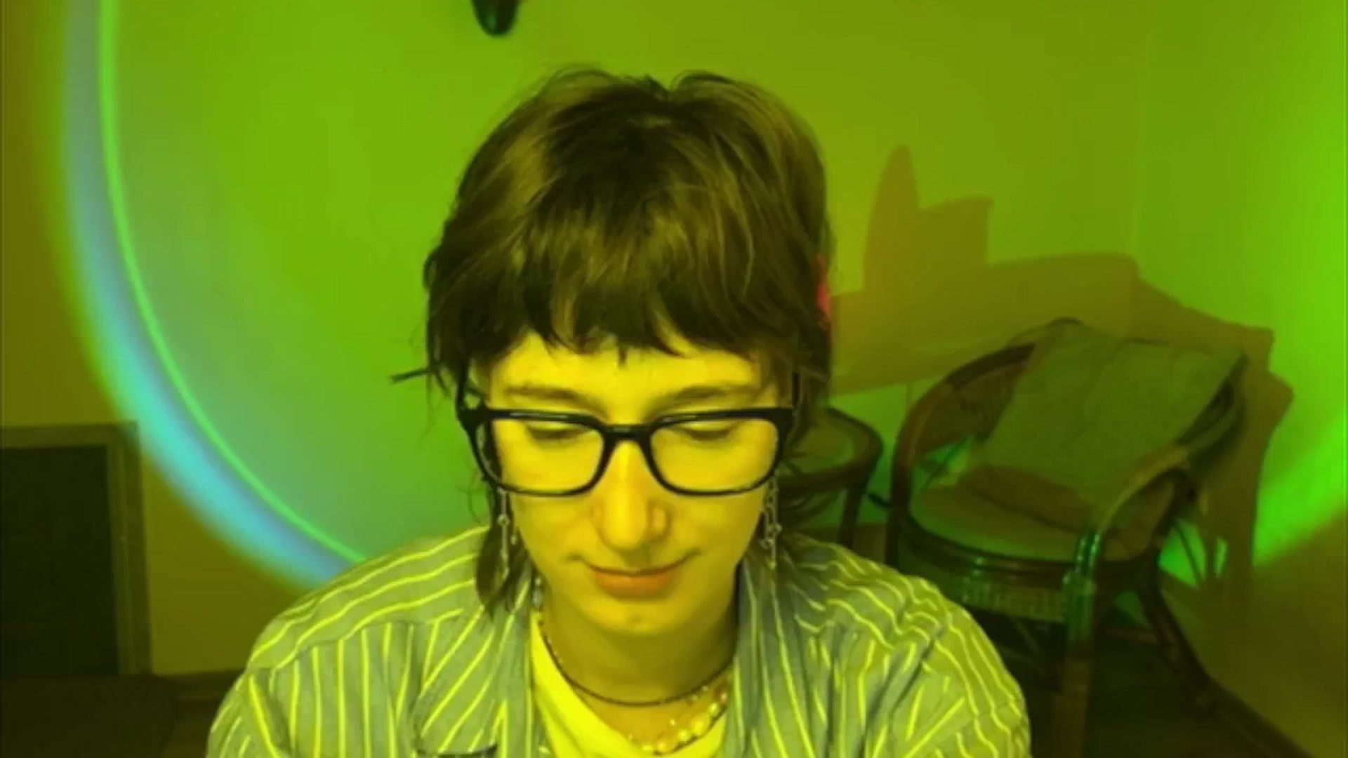 Gallery image thumbnail from LoooneyTunes's myfreecams stream on, 06/26/2025, 15:41 image 18 of 20