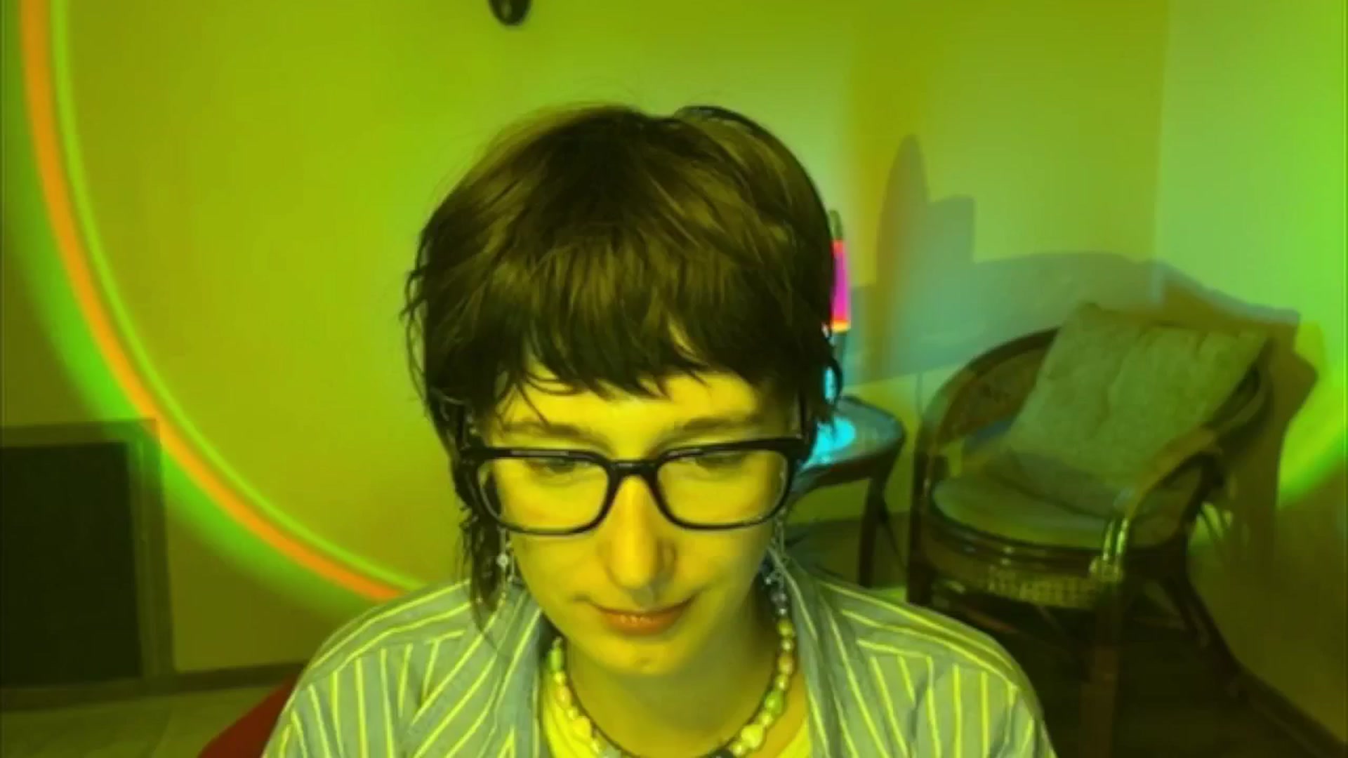 Gallery image thumbnail from LoooneyTunes's myfreecams stream on, 06/26/2025, 21:52 image 13 of 20