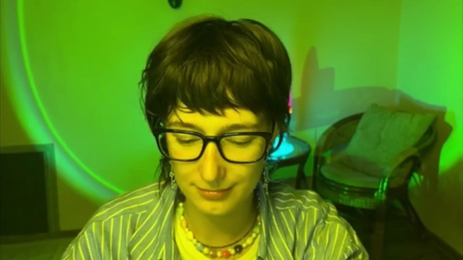 Gallery image thumbnail from LoooneyTunes's myfreecams stream on, 06/26/2025, 21:52 image 16 of 20