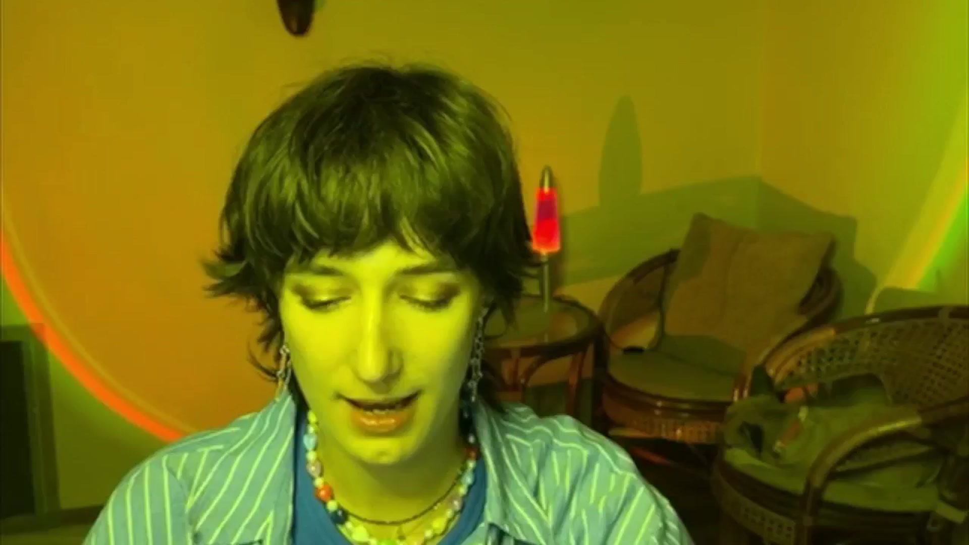 Gallery image thumbnail from LoooneyTunes's myfreecams stream on, 06/29/2025, 20:41 image 15 of 20