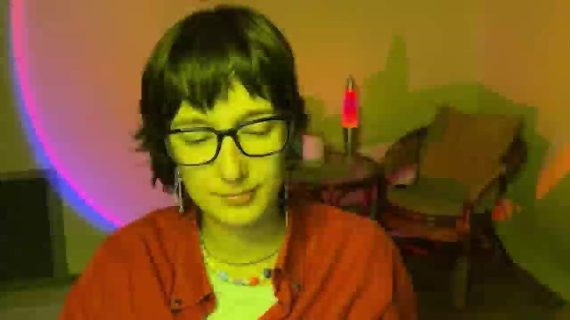 Gallery image thumbnail from LoooneyTunes's myfreecams stream on, 06/30/2025, 20:50 image 3 of 20