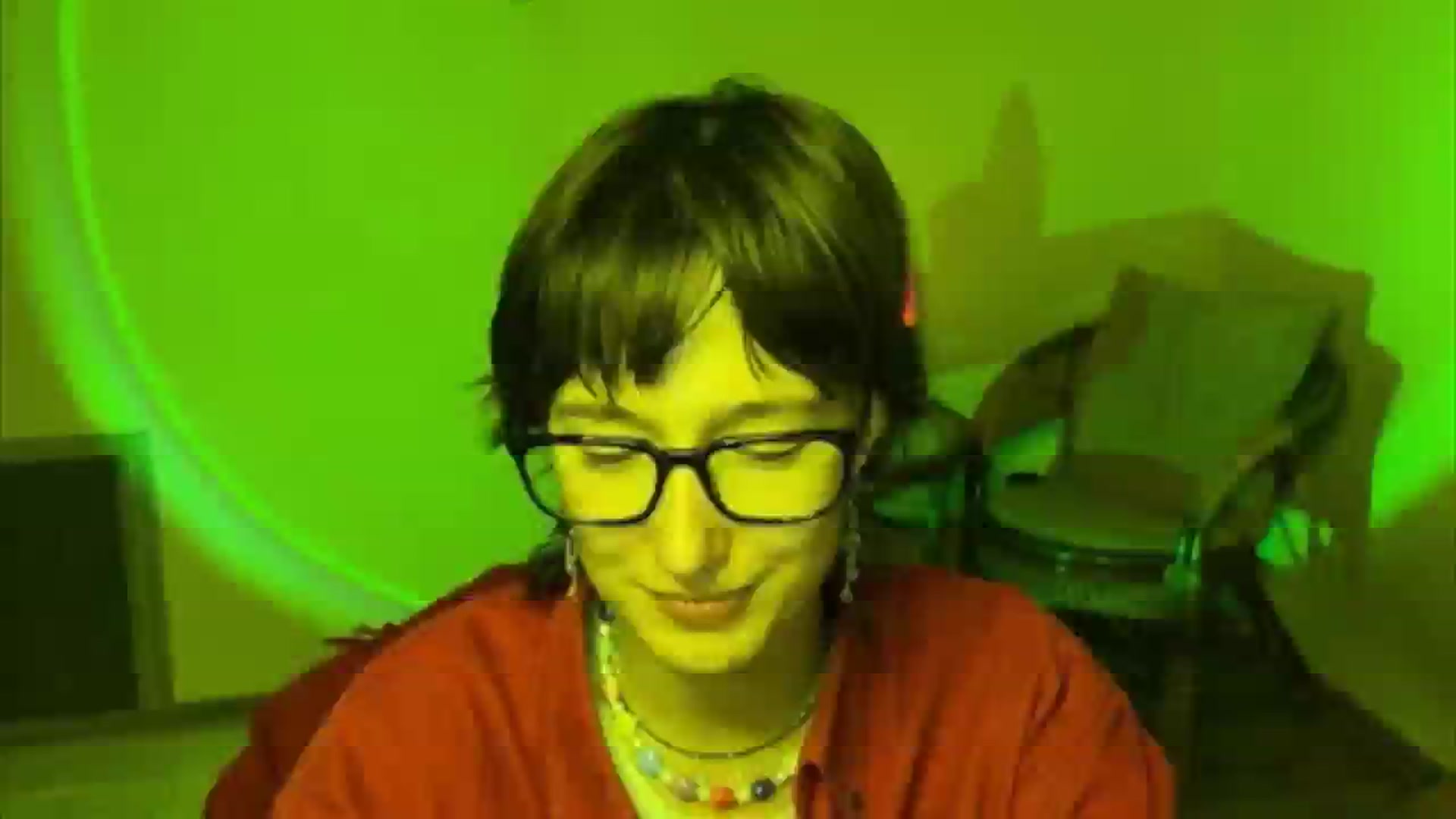 Gallery image thumbnail from LoooneyTunes's myfreecams stream on, 06/30/2025, 20:50 image 13 of 20