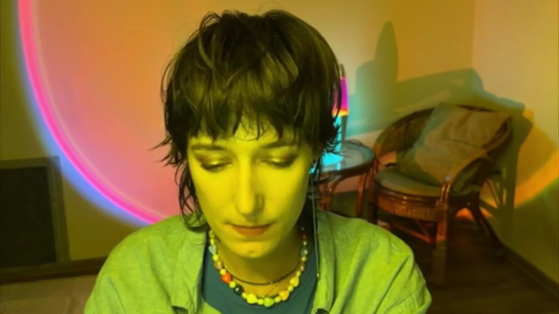 Gallery image thumbnail from LoooneyTunes's myfreecams stream on, 07/01/2025, 18:57 image 5 of 20
