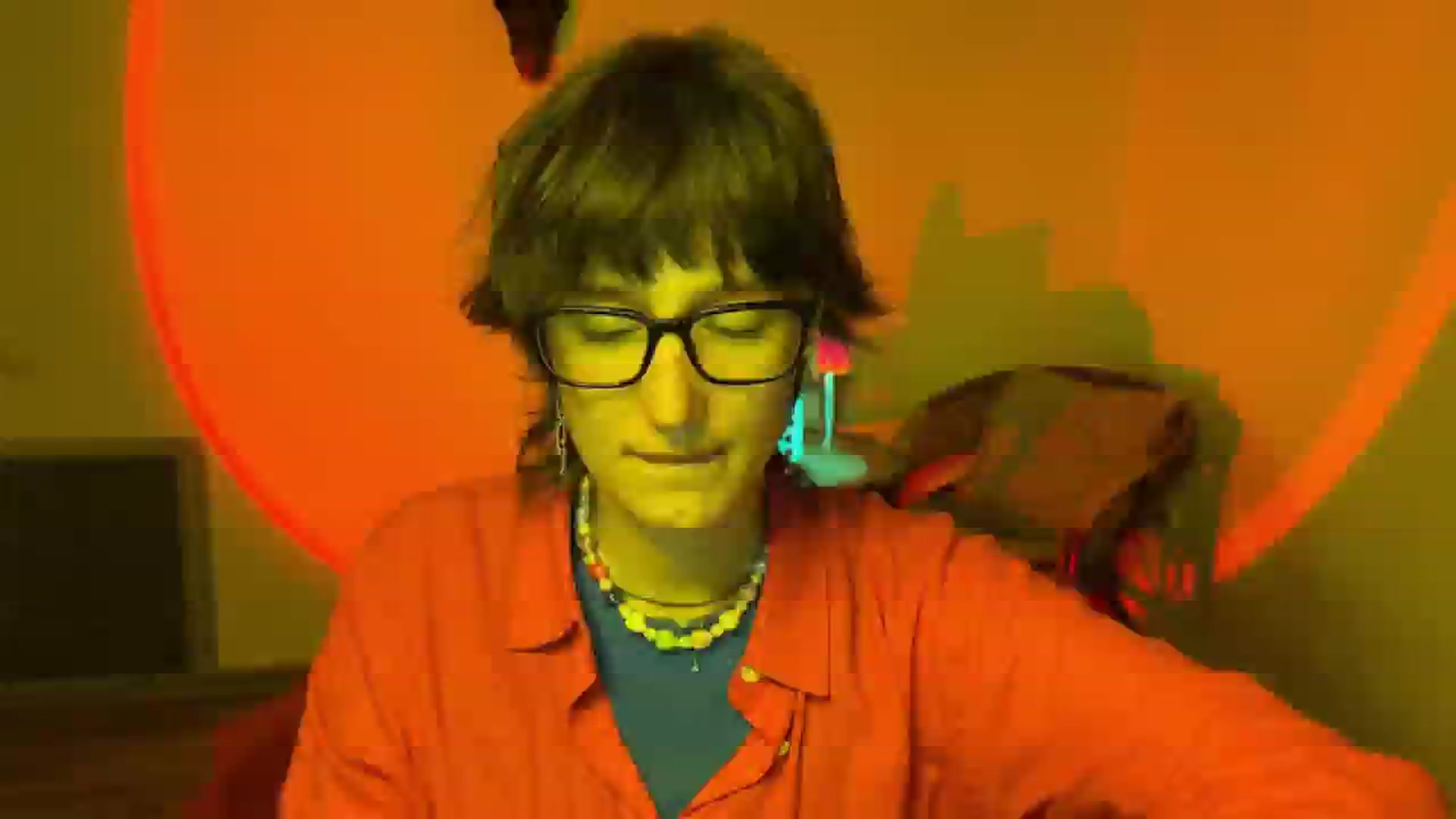 Gallery image thumbnail from LoooneyTunes's myfreecams stream on, 07/06/2025, 20:29 image 3 of 20