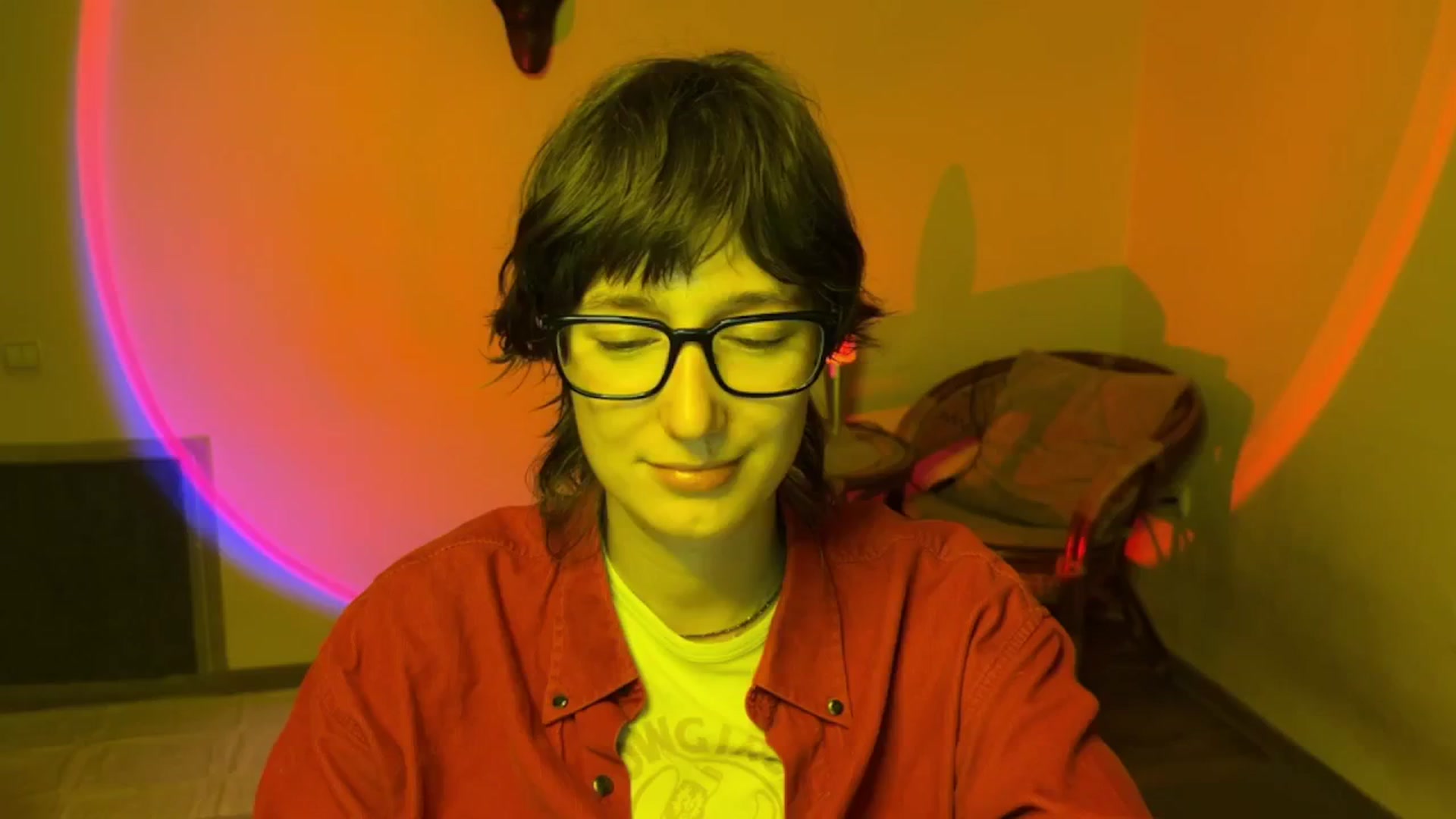 Gallery image thumbnail from LoooneyTunes's myfreecams stream on, 07/07/2025, 23:11 image 17 of 20