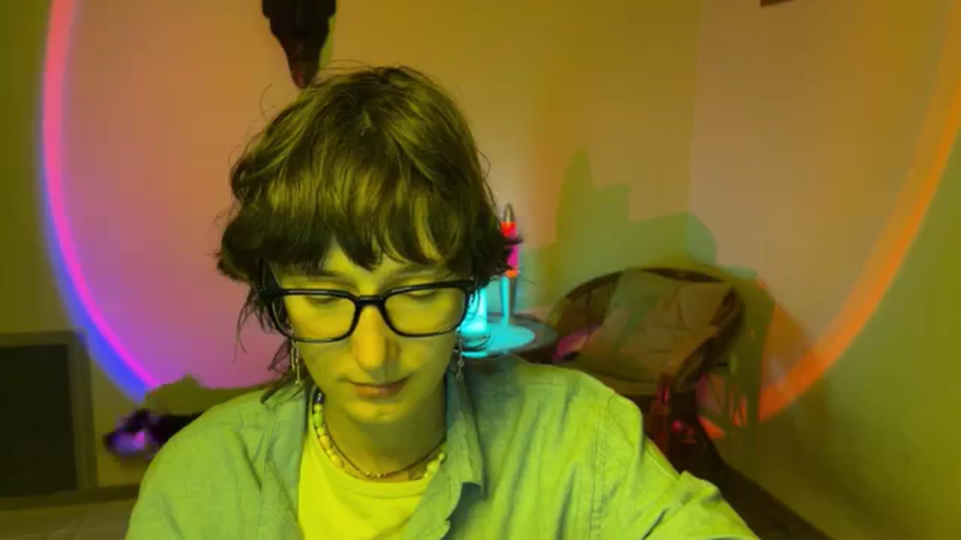 Gallery image thumbnail from LoooneyTunes's myfreecams stream on, 07/09/2025, 21:08 image 12 of 20