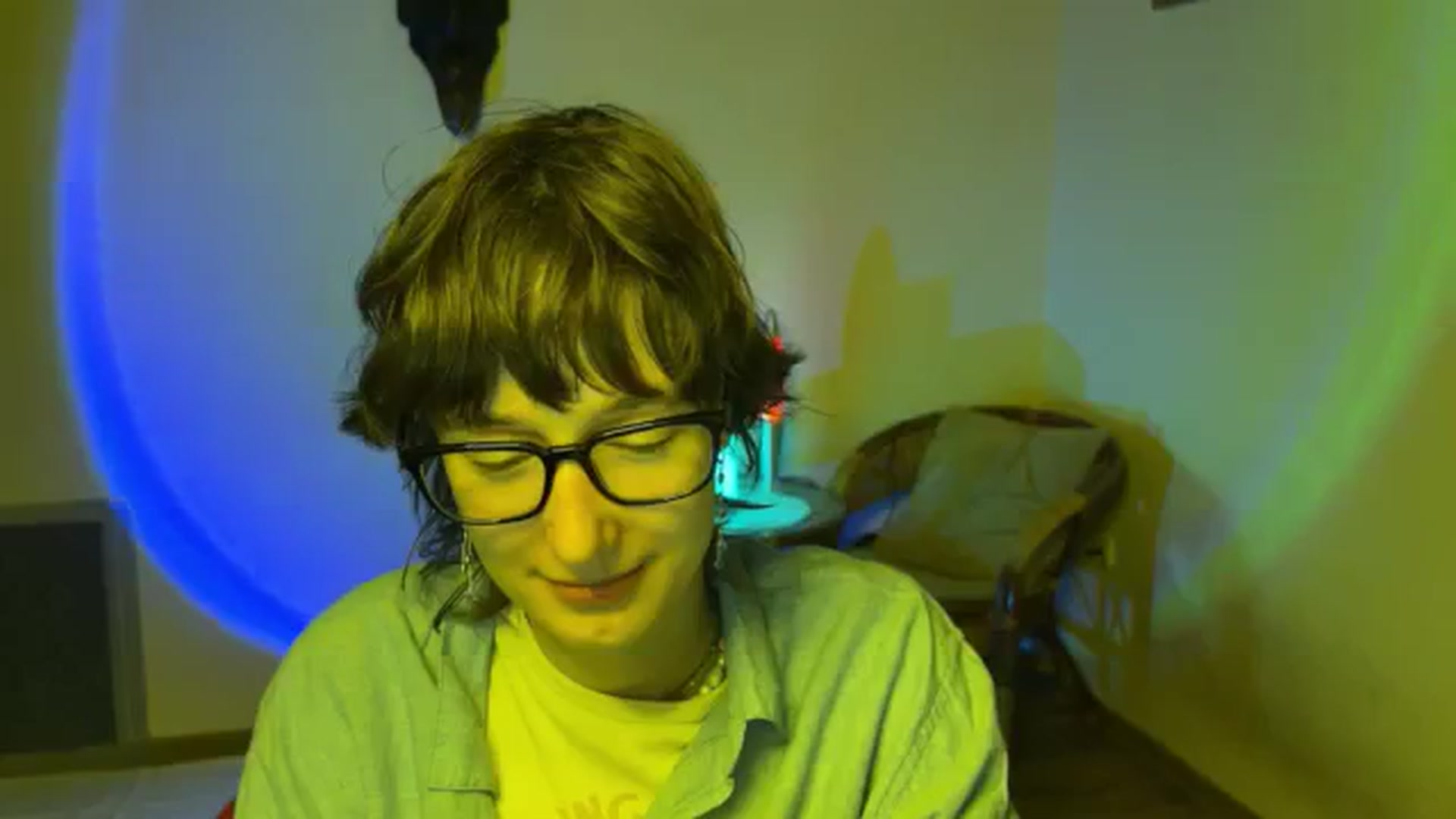 Gallery image thumbnail from LoooneyTunes's myfreecams stream on, 07/09/2025, 21:08 image 15 of 20
