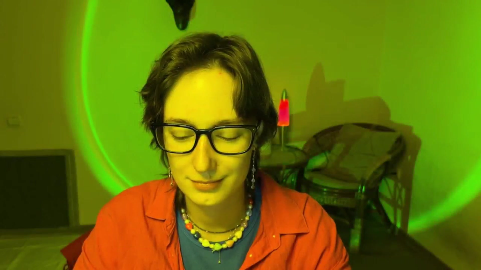 Gallery image thumbnail from LoooneyTunes's myfreecams stream on, 07/12/2025, 19:50 image 14 of 20
