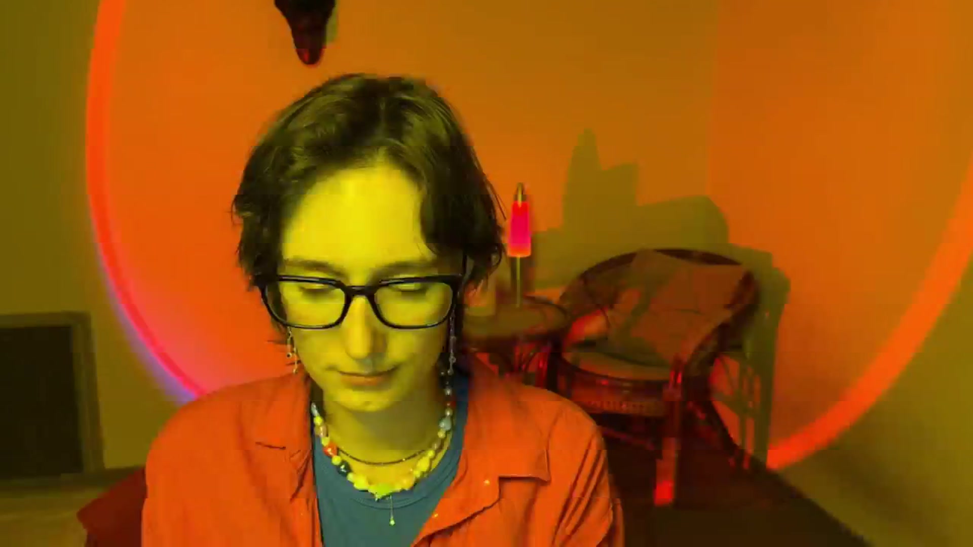 Gallery image thumbnail from LoooneyTunes's myfreecams stream on, 07/12/2025, 21:09 image 17 of 20