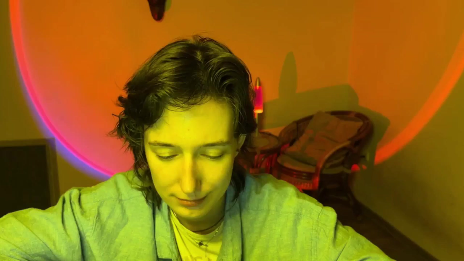 Gallery image thumbnail from LoooneyTunes's myfreecams stream on, 07/14/2025, 17:51 image 15 of 20