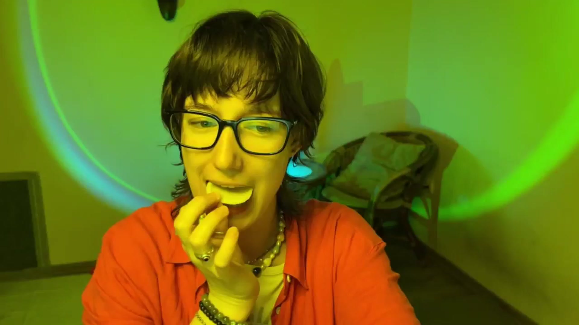 Gallery image thumbnail from LoooneyTunes's myfreecams stream on, 07/15/2025, 12:52 image 9 of 20