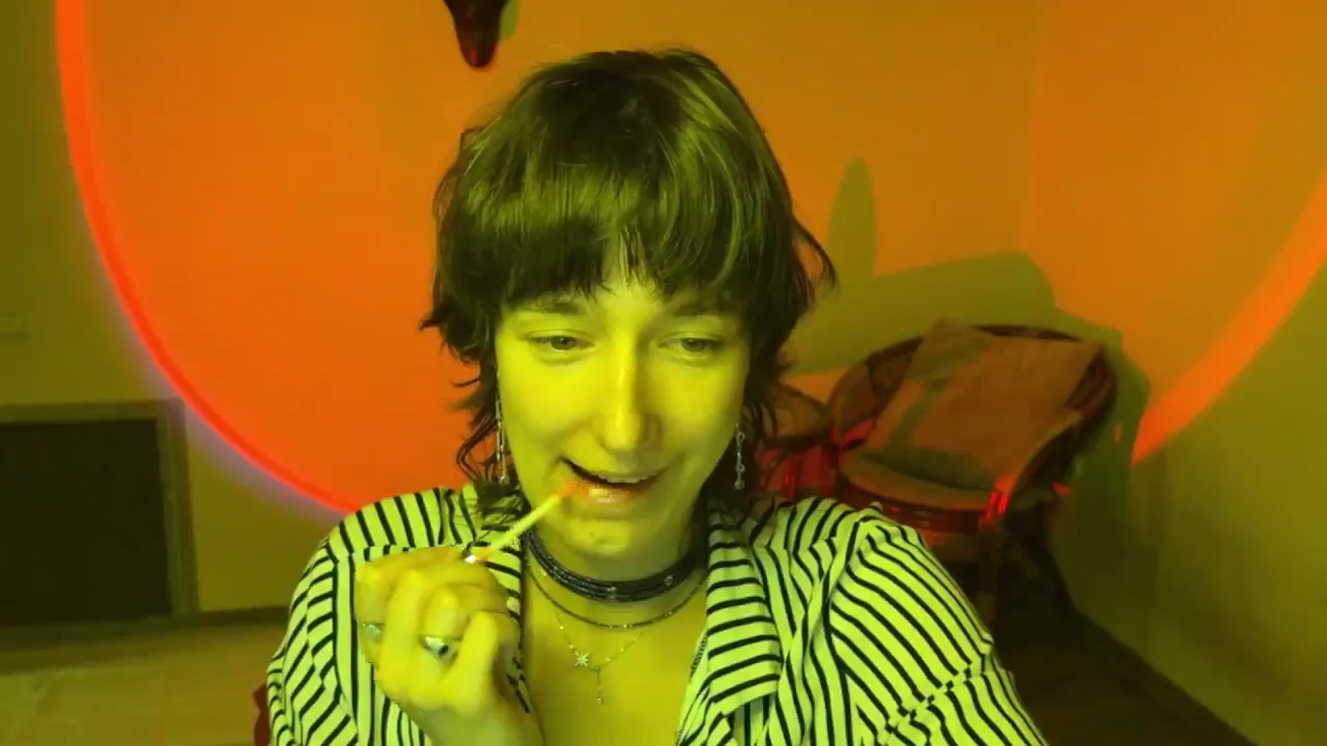 Gallery image thumbnail from LoooneyTunes's myfreecams stream on, 07/16/2025, 21:40 image 6 of 20