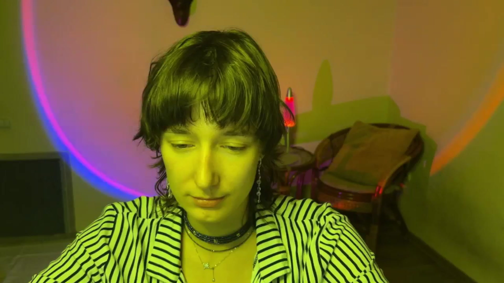 Gallery image thumbnail from LoooneyTunes's myfreecams stream on, 07/16/2025, 21:40 image 4 of 20