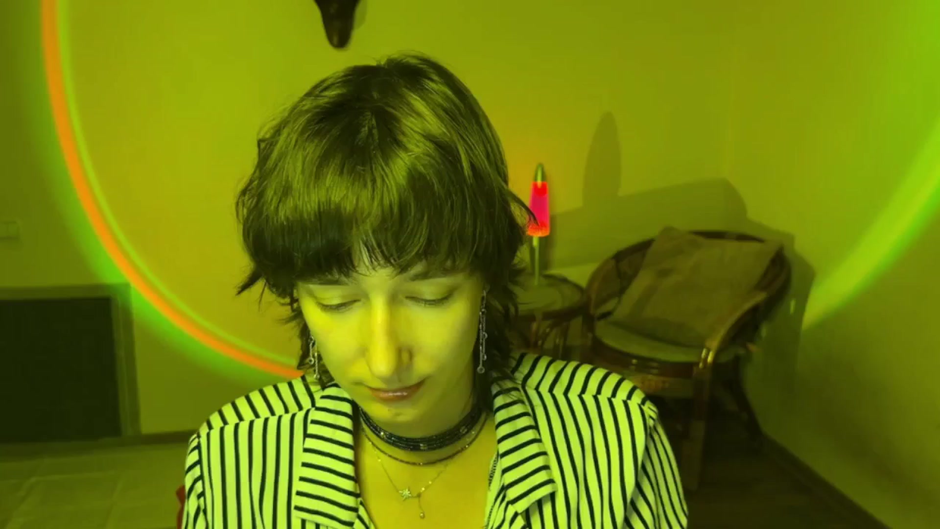 Gallery image thumbnail from LoooneyTunes's myfreecams stream on, 07/16/2025, 21:40 image 11 of 20