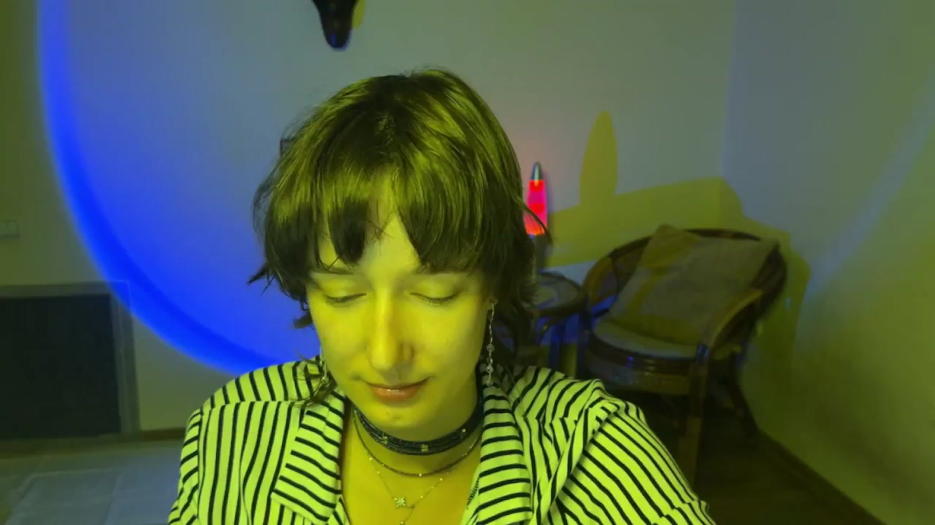 Gallery image thumbnail from LoooneyTunes's myfreecams stream on, 07/16/2025, 21:40 image 18 of 20