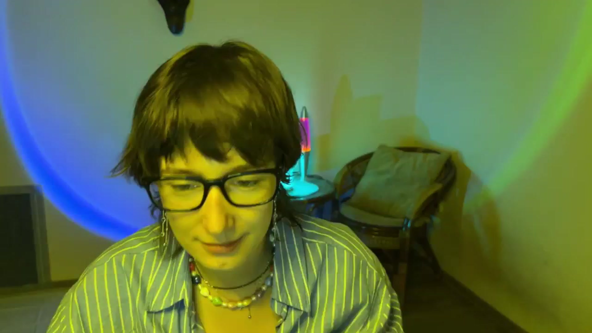 Gallery image thumbnail from LoooneyTunes's myfreecams stream on, 07/17/2025, 12:25 image 1 of 20