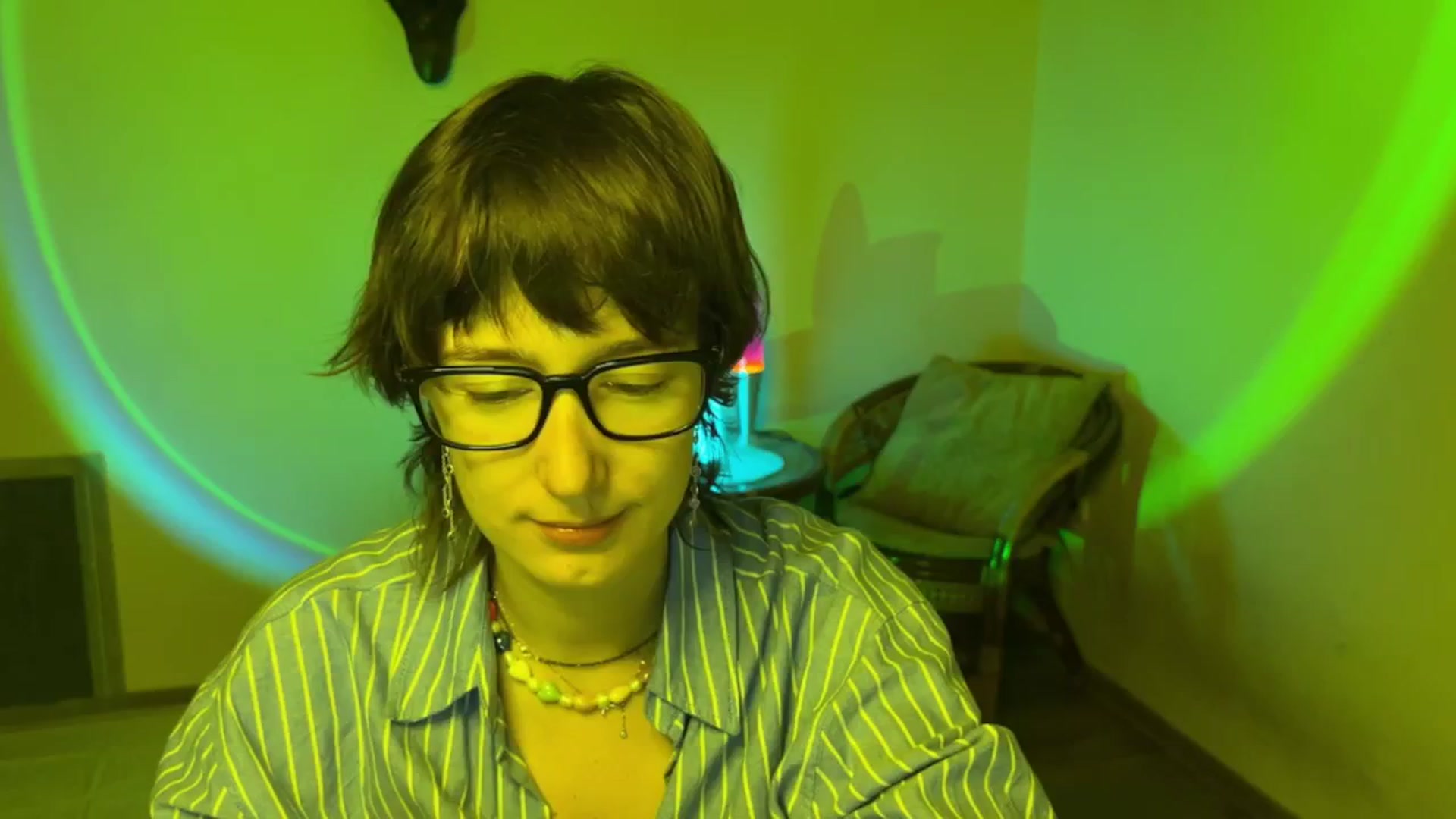 Gallery image thumbnail from LoooneyTunes's myfreecams stream on, 07/17/2025, 12:25 image 2 of 20