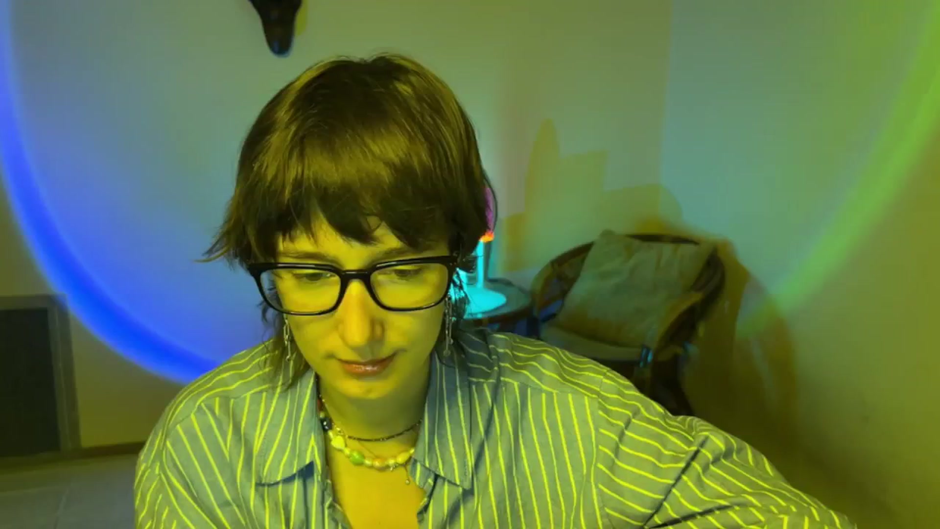 Gallery image thumbnail from LoooneyTunes's myfreecams stream on, 07/17/2025, 12:25 image 6 of 20