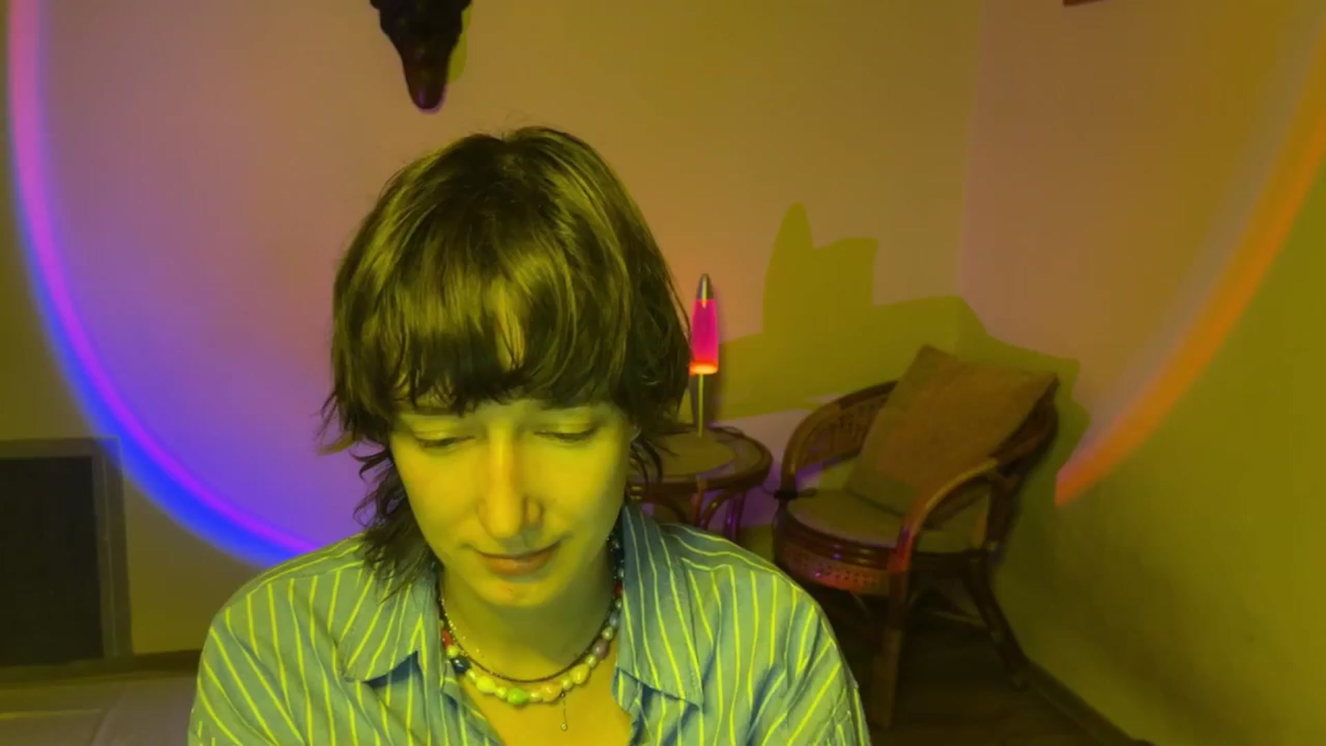 Gallery image thumbnail from LoooneyTunes's myfreecams stream on, 07/17/2025, 19:33 image 15 of 20