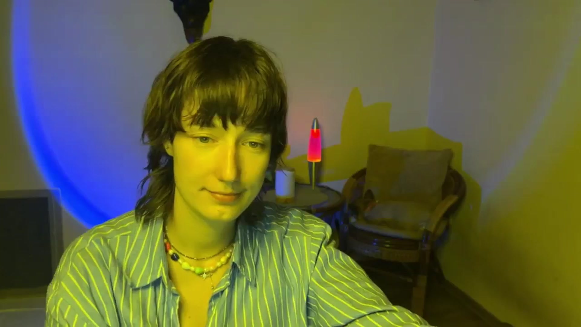 Gallery image thumbnail from LoooneyTunes's myfreecams stream on, 07/17/2025, 20:58 image 15 of 20