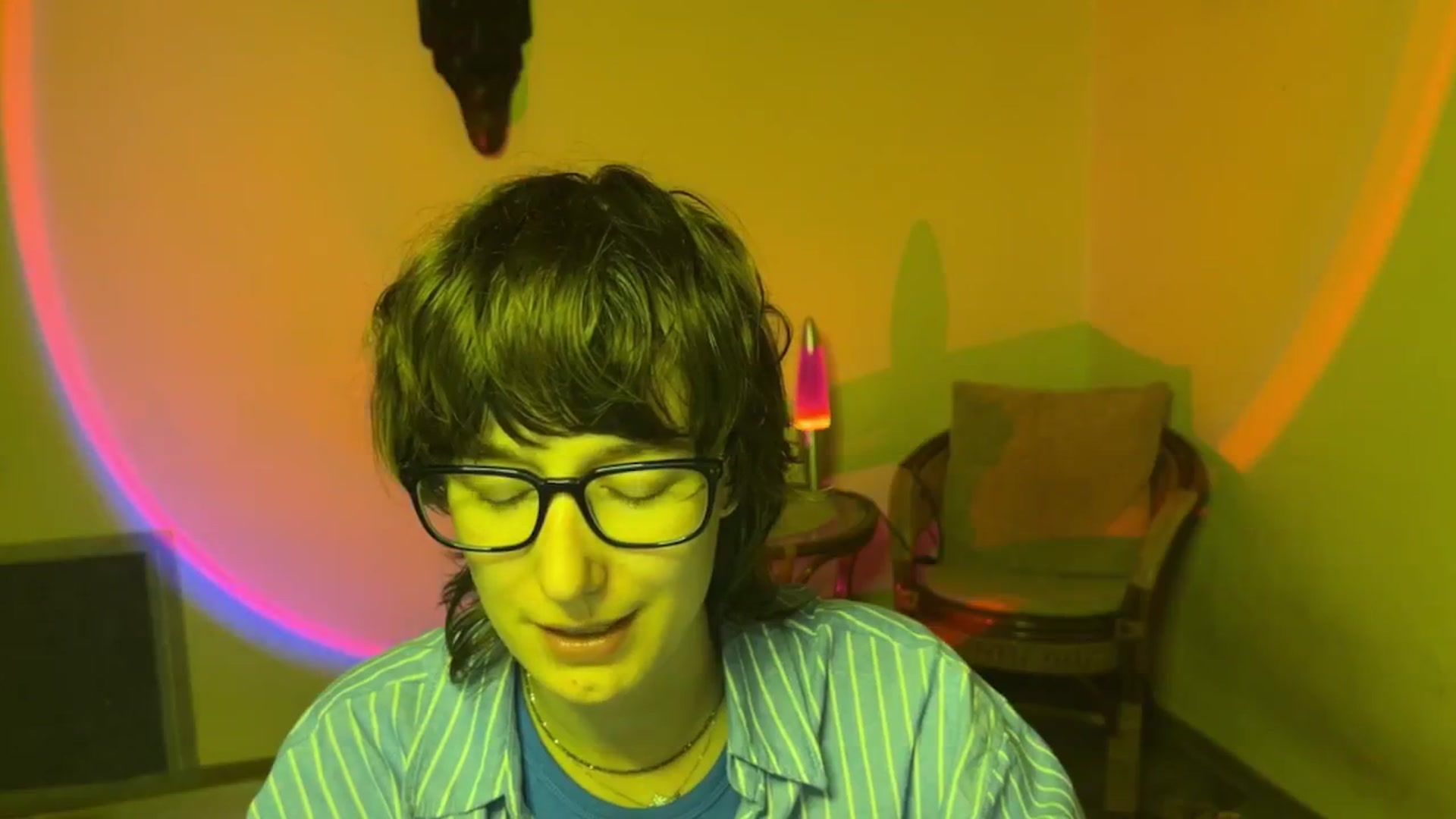 Gallery image thumbnail from LoooneyTunes's myfreecams stream on, 07/21/2025, 20:37 image 6 of 20
