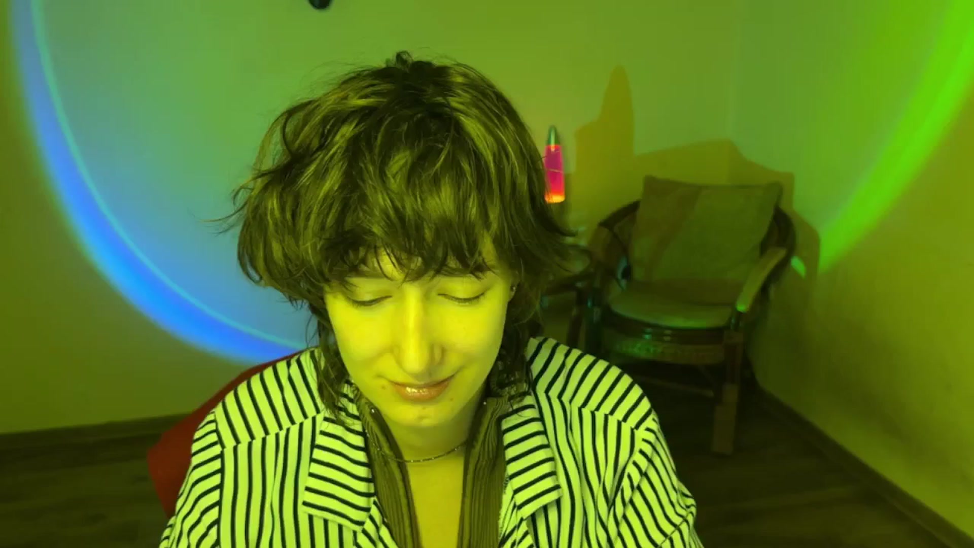 Gallery image thumbnail from LoooneyTunes's myfreecams stream on, 07/30/2025, 16:15 image 13 of 20