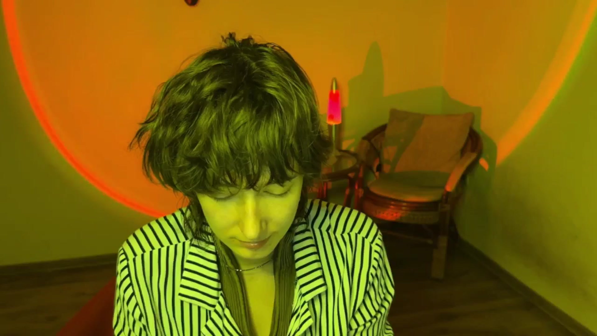 Gallery image thumbnail from LoooneyTunes's myfreecams stream on, 07/30/2025, 16:59 image 12 of 20