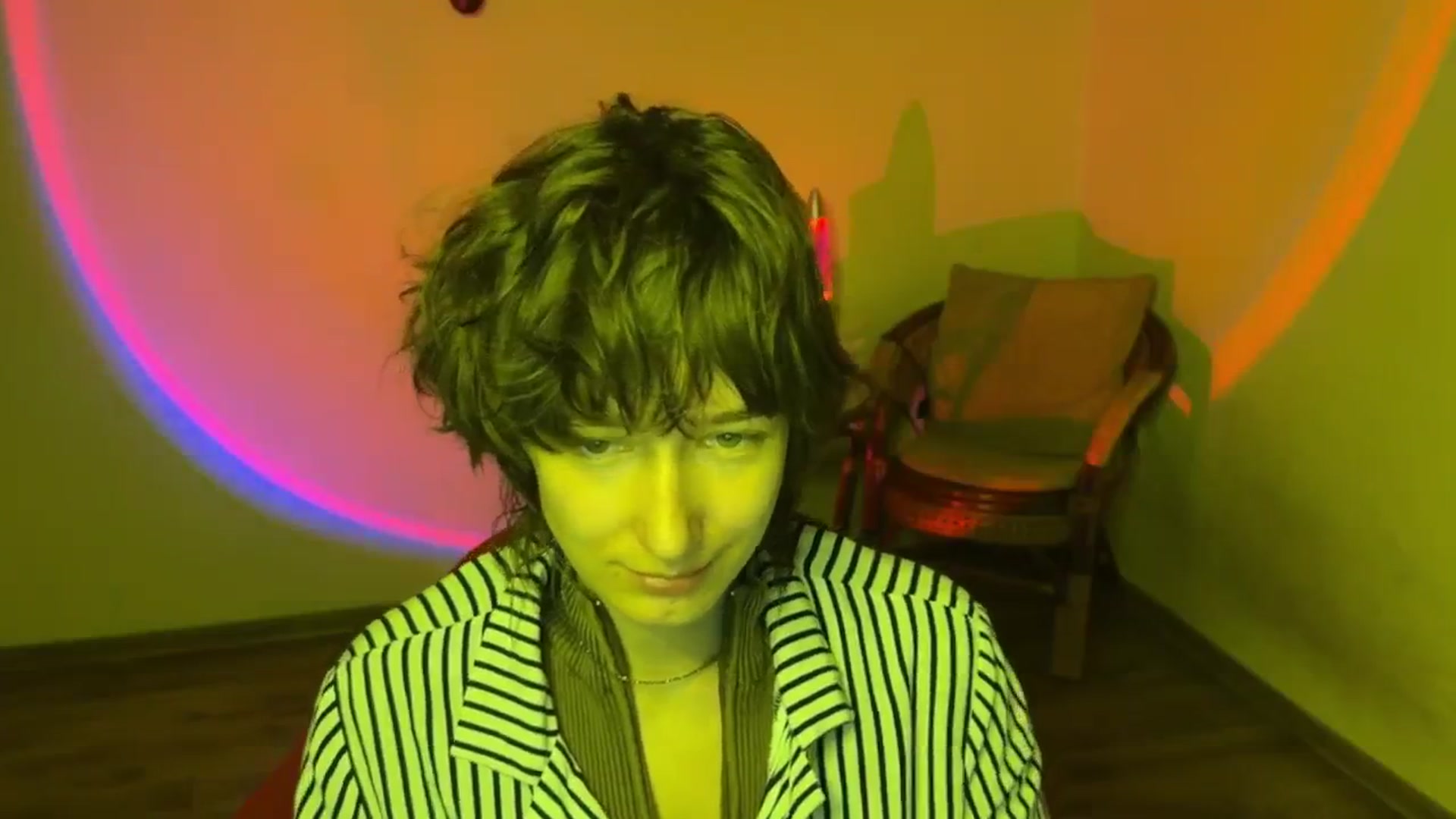 Gallery image thumbnail from LoooneyTunes's myfreecams stream on, 07/30/2025, 17:34 image 17 of 20