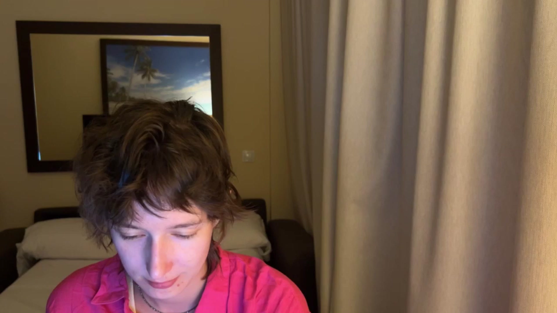 Gallery image thumbnail from LoooneyTunes's myfreecams stream on, 08/10/2025, 23:56 image 12 of 20