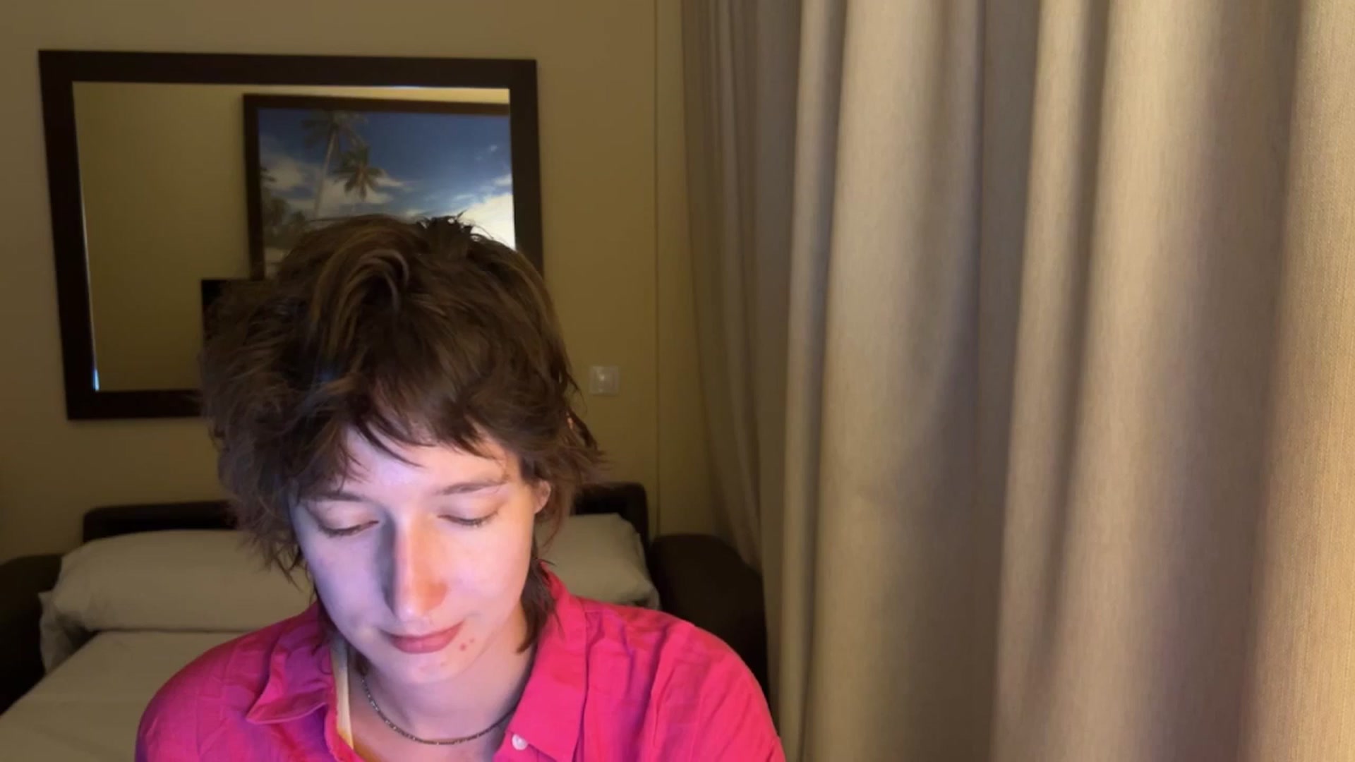 Gallery image thumbnail from LoooneyTunes's myfreecams stream on, 08/10/2025, 23:56 image 11 of 20