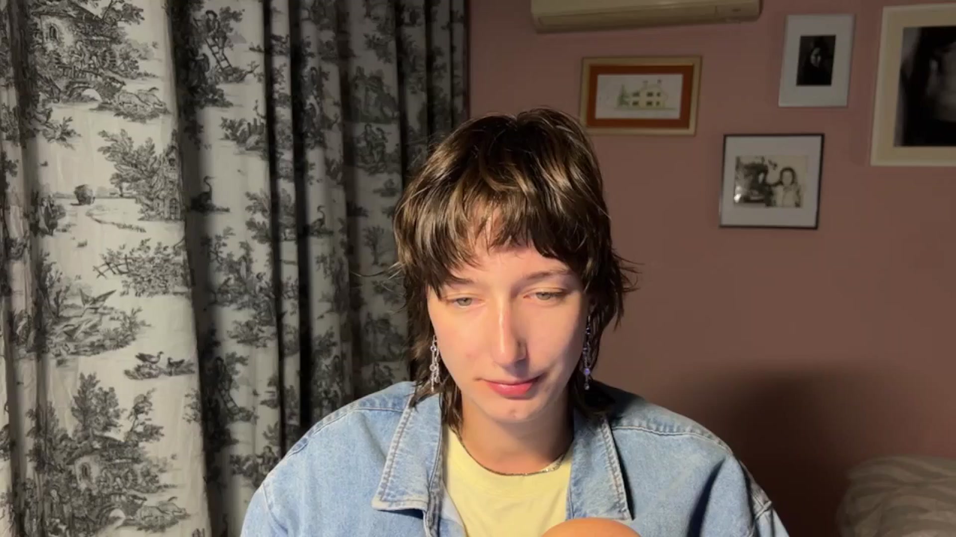 Gallery image thumbnail from LoooneyTunes's myfreecams stream on, 08/20/2025, 21:05 image 4 of 20
