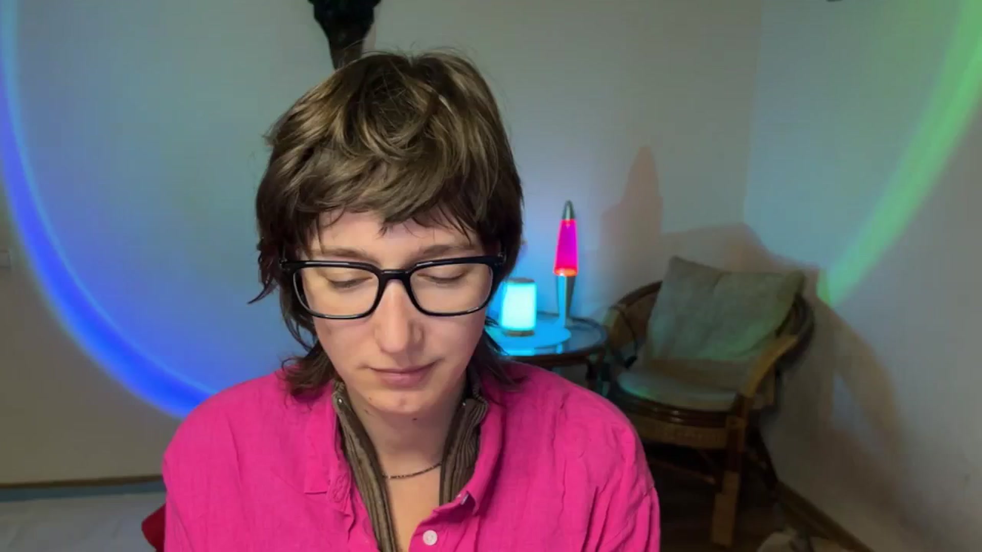 Gallery image thumbnail from LoooneyTunes's myfreecams stream on, 08/25/2025, 16:57 image 16 of 20
