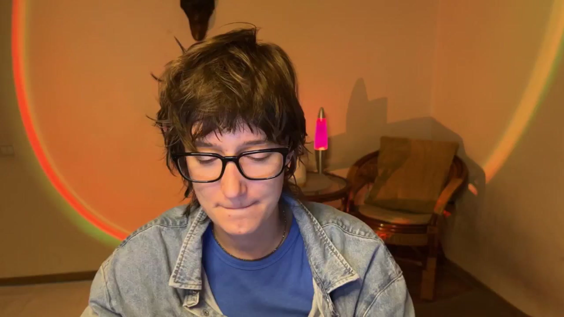 Gallery image thumbnail from LoooneyTunes's myfreecams stream on, 09/03/2025, 09:35 image 19 of 20