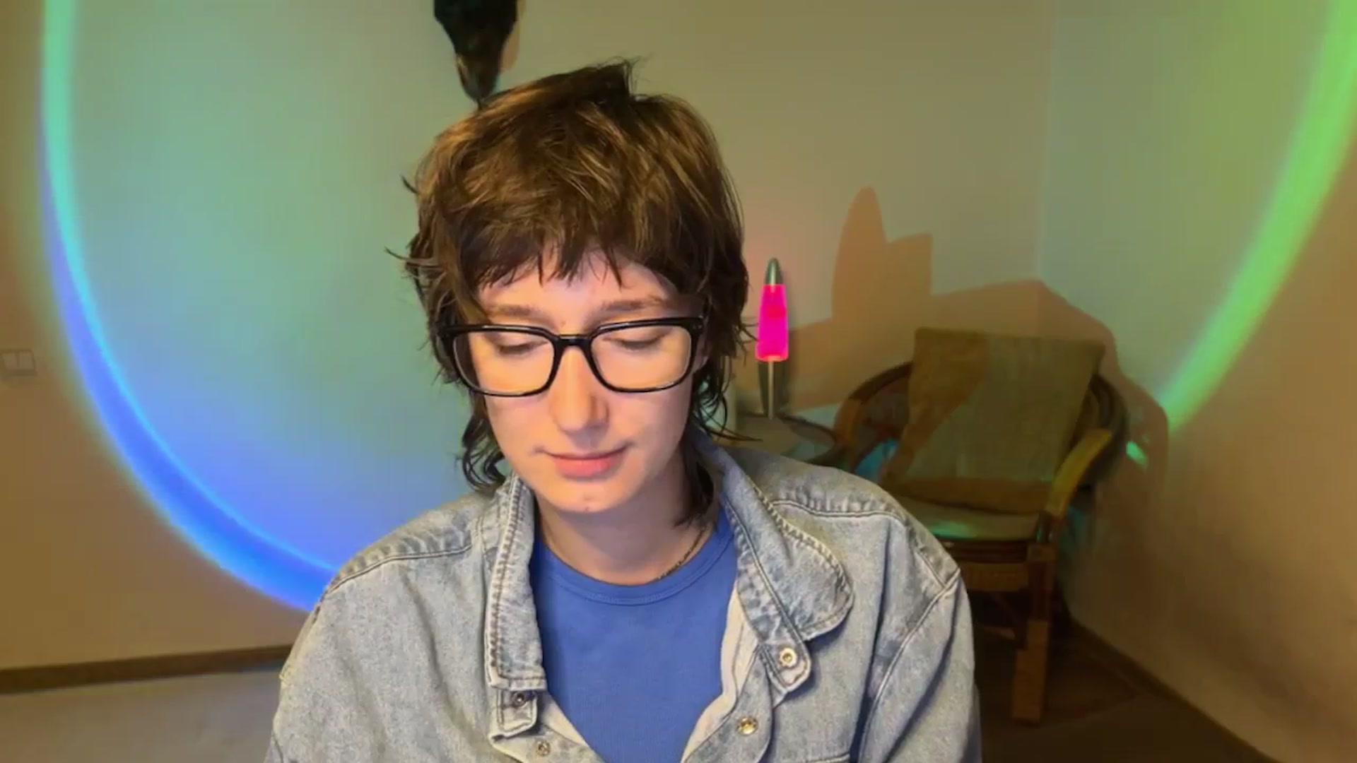 Gallery image thumbnail from LoooneyTunes's myfreecams stream on, 09/03/2025, 10:12 image 17 of 20