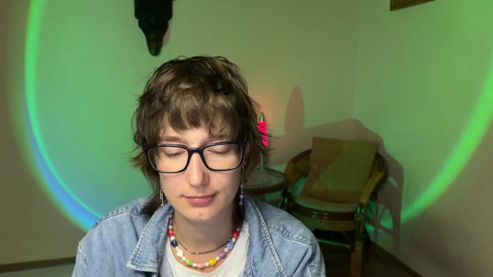 Gallery image thumbnail from LoooneyTunes's myfreecams stream on, 09/04/2025, 01:32 image 13 of 20