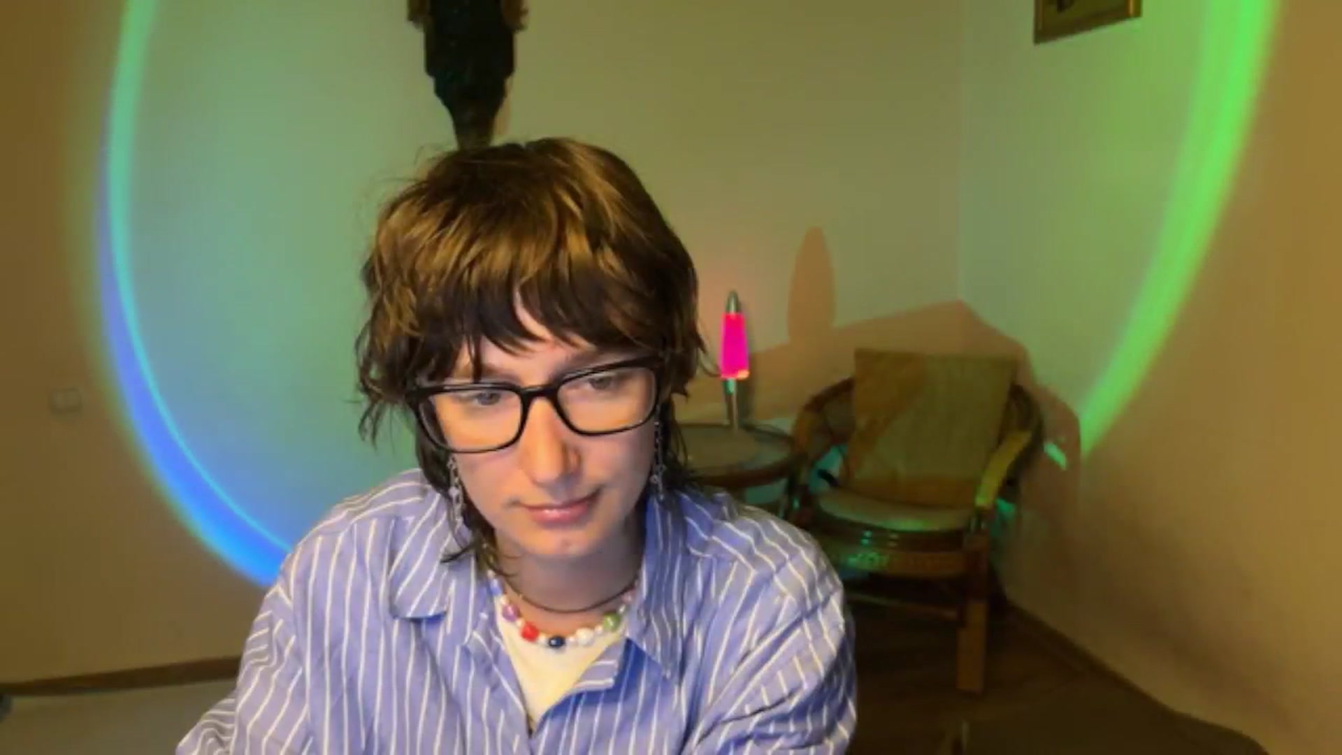 Gallery image thumbnail from LoooneyTunes's myfreecams stream on, 09/06/2025, 18:00 image 7 of 20