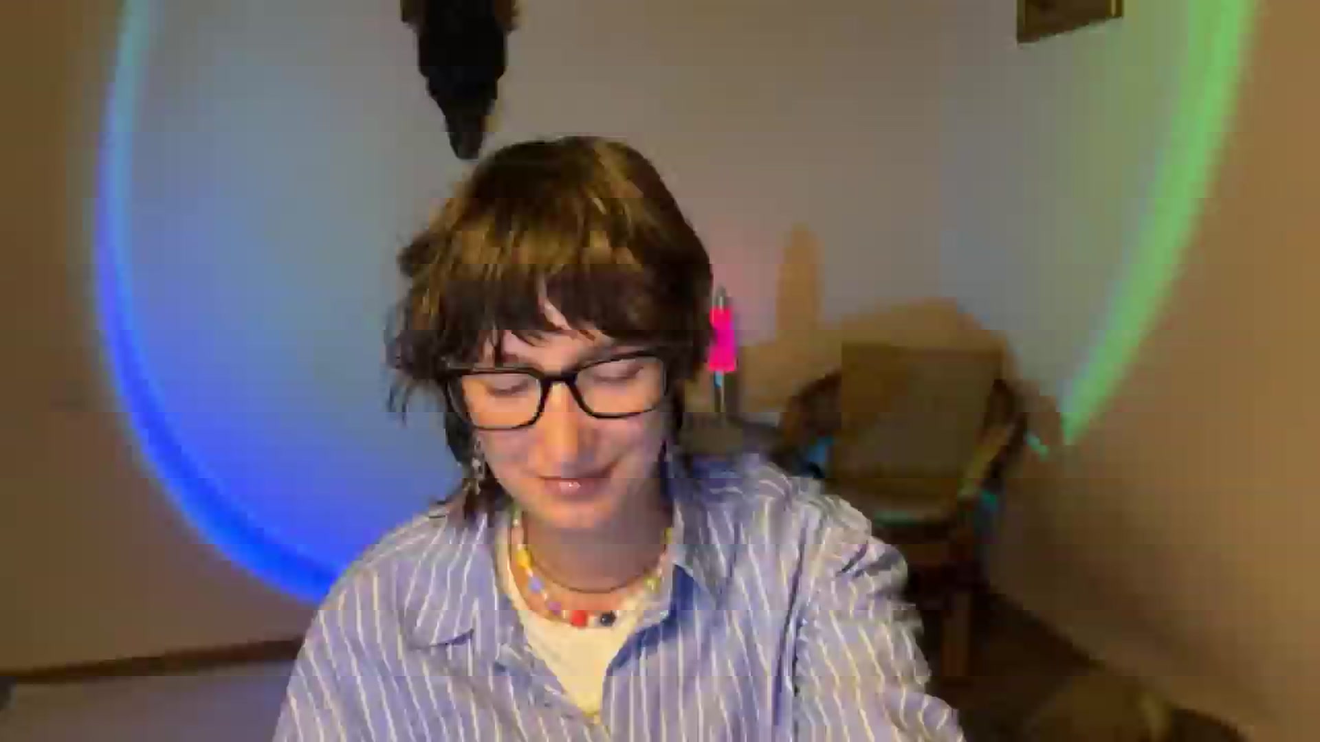 Gallery image thumbnail from LoooneyTunes's myfreecams stream on, 09/06/2025, 18:00 image 1 of 20