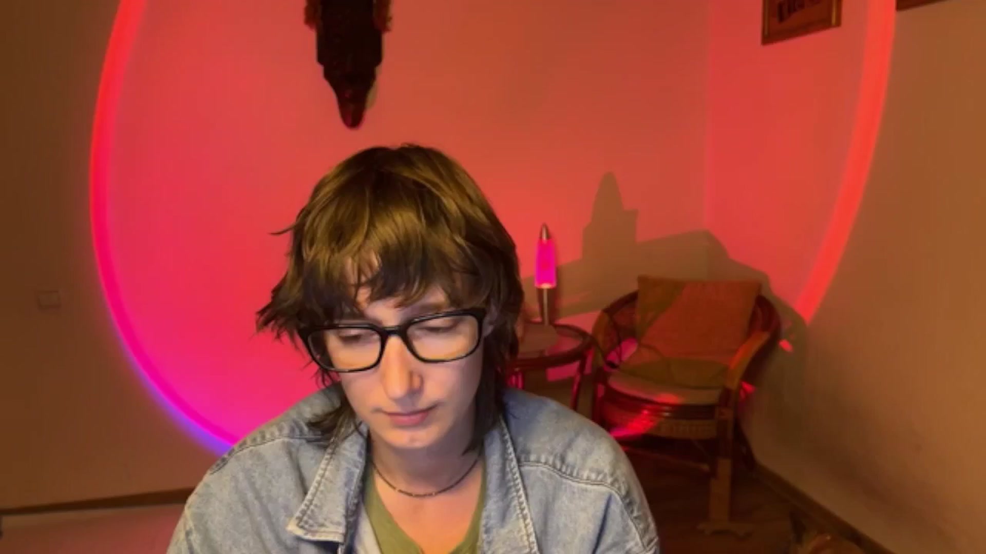 Gallery image thumbnail from LoooneyTunes's myfreecams stream on, 09/09/2025, 01:20 image 13 of 20