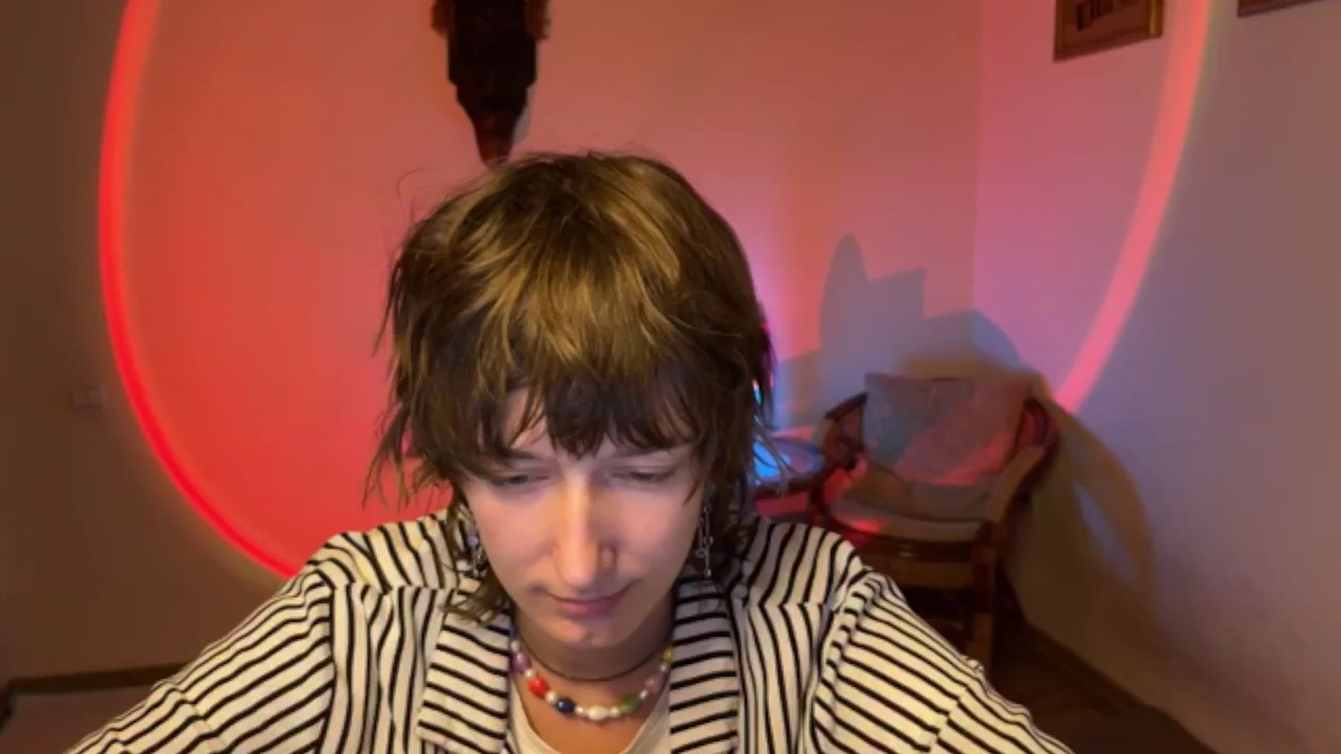 Gallery image thumbnail from LoooneyTunes's myfreecams stream on, 09/13/2025, 24:21 image 9 of 20