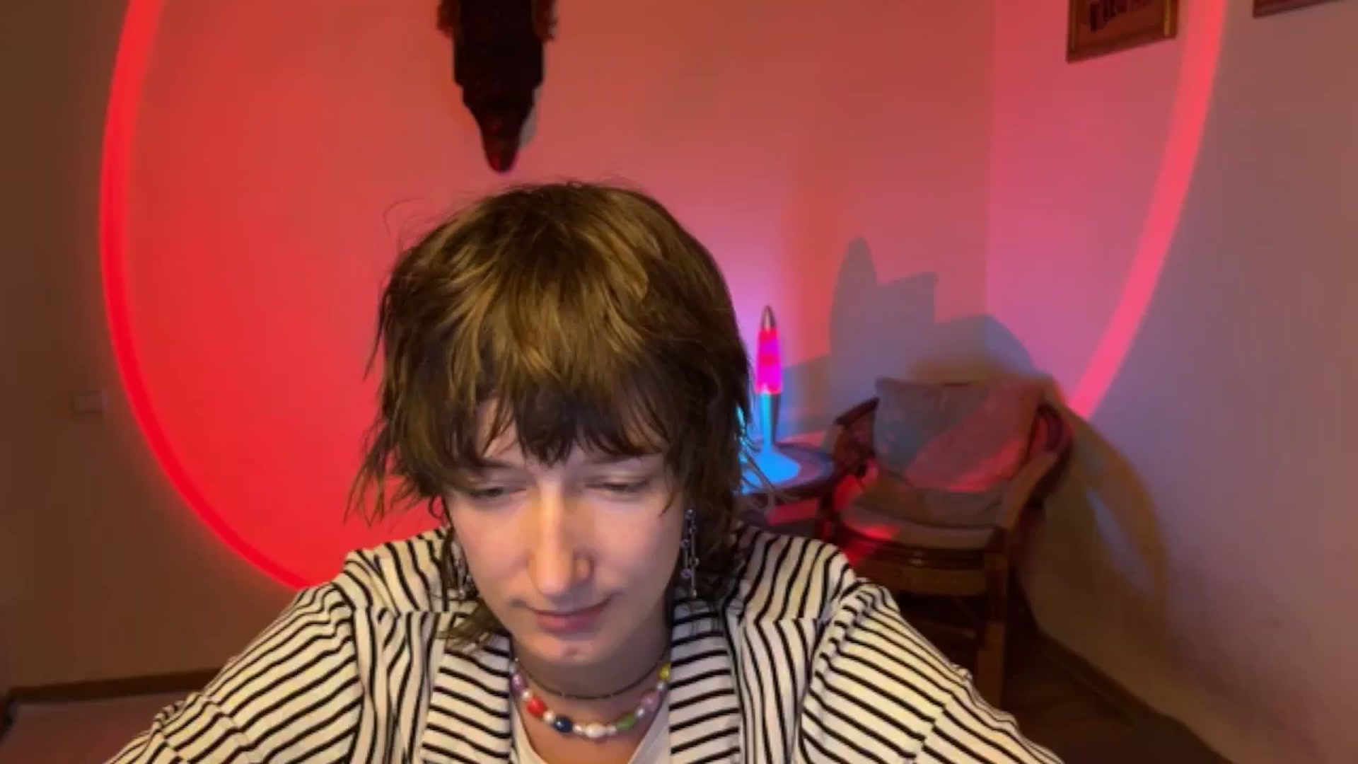 Gallery image thumbnail from LoooneyTunes's myfreecams stream on, 09/13/2025, 24:21 image 10 of 20