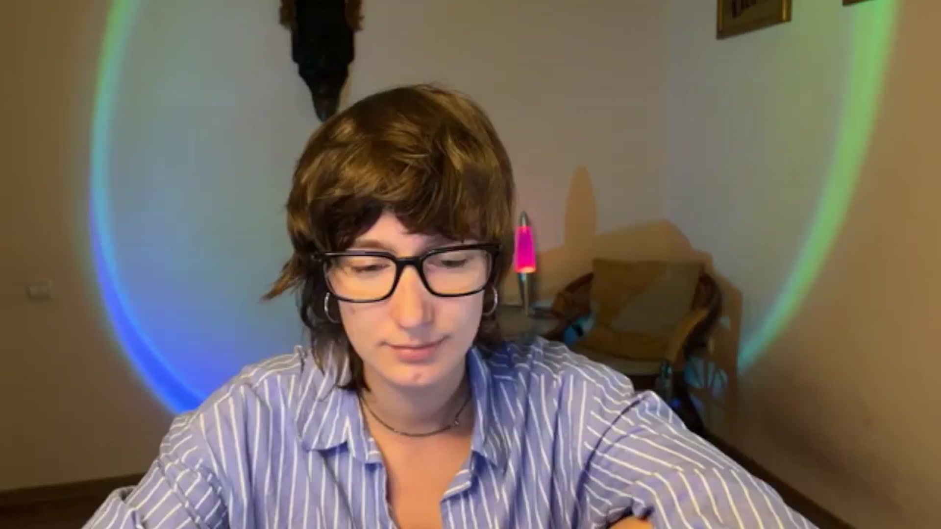 Gallery image thumbnail from LoooneyTunes's myfreecams stream on, 09/17/2025, 12:55 image 12 of 20
