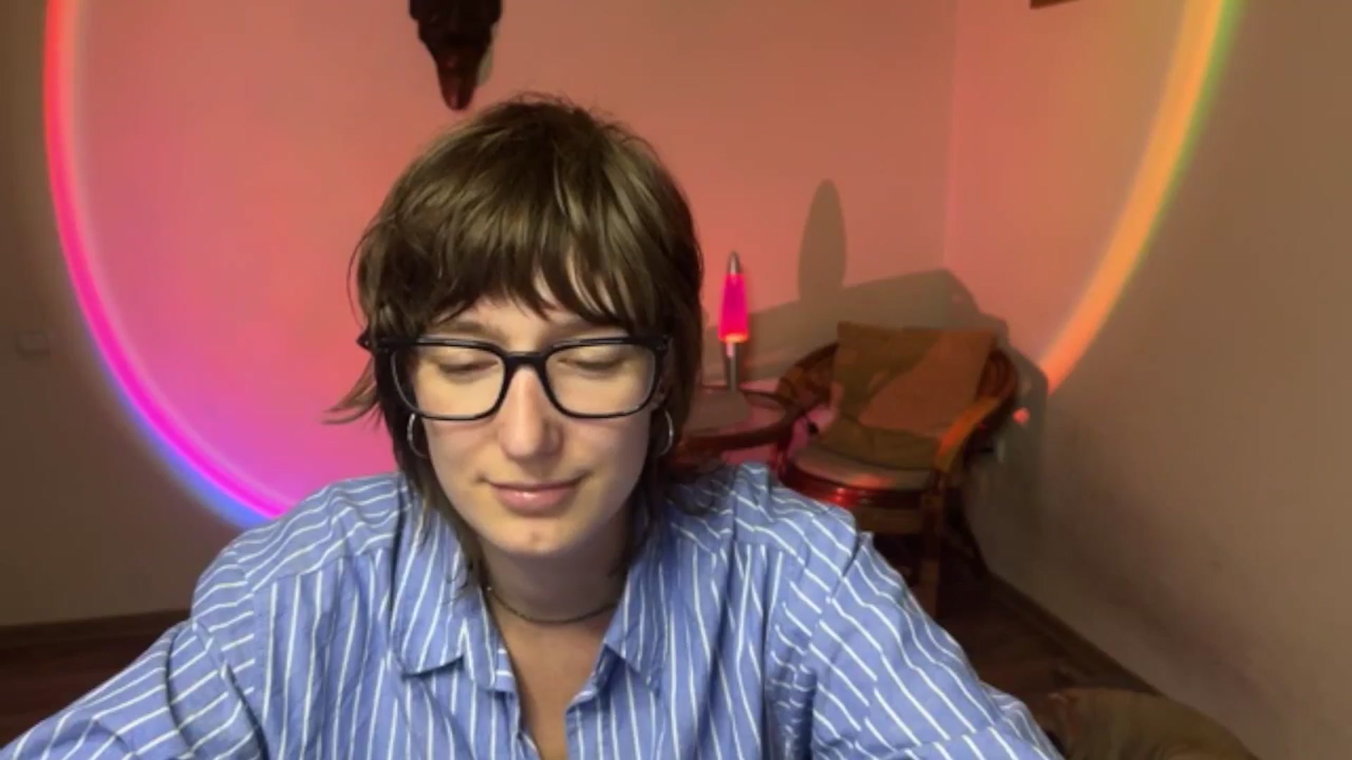 Gallery image thumbnail from LoooneyTunes's myfreecams stream on, 09/17/2025, 17:28 image 15 of 20