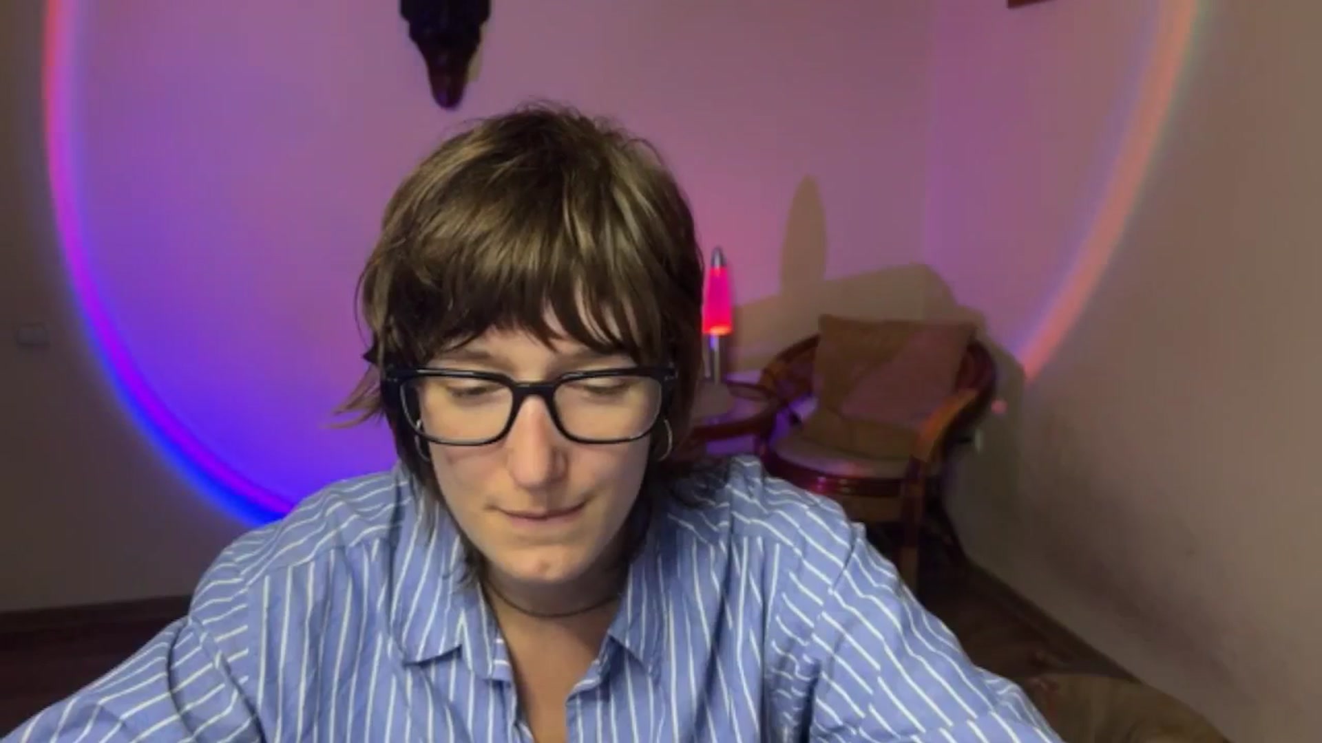 Gallery image thumbnail from LoooneyTunes's myfreecams stream on, 09/17/2025, 17:28 image 14 of 20