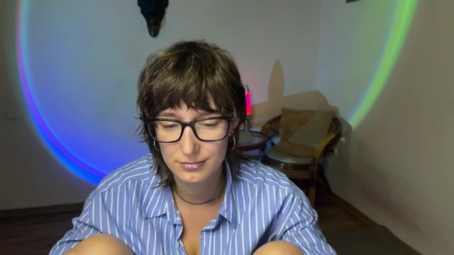 Gallery image thumbnail from LoooneyTunes's myfreecams stream on, 09/17/2025, 18:43 image 4 of 20