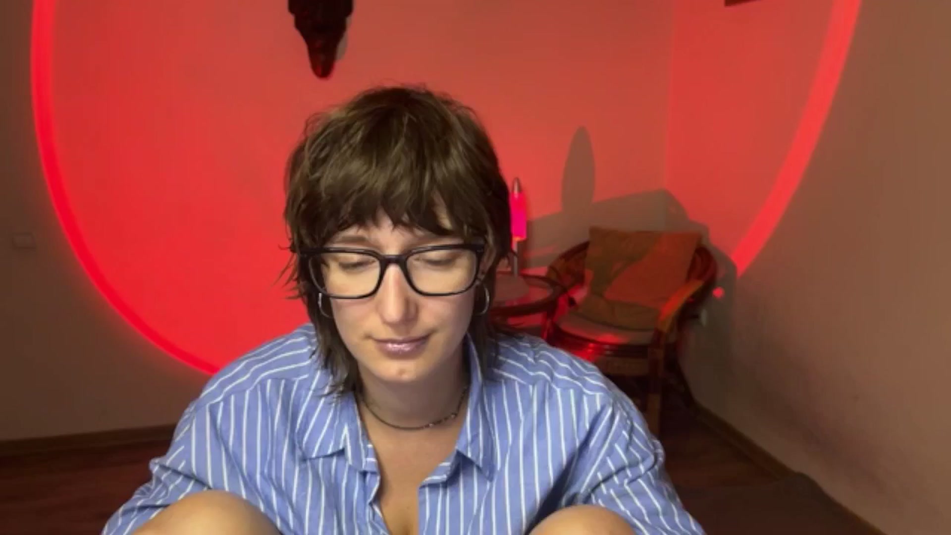 Gallery image thumbnail from LoooneyTunes's myfreecams stream on, 09/17/2025, 18:43 image 5 of 20