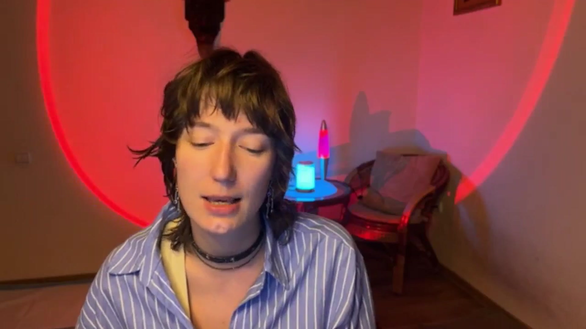 Gallery image thumbnail from LoooneyTunes's myfreecams stream on, 09/23/2025, 24:14 image 9 of 20